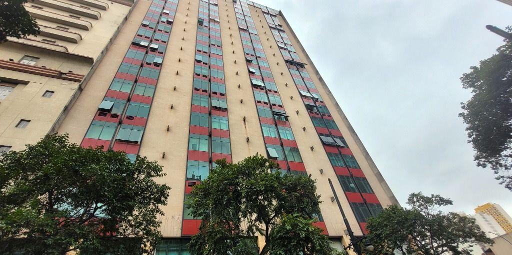 Sala para alugar, 36 m² por R$ 950/mês - Centro - Curitiba/PR