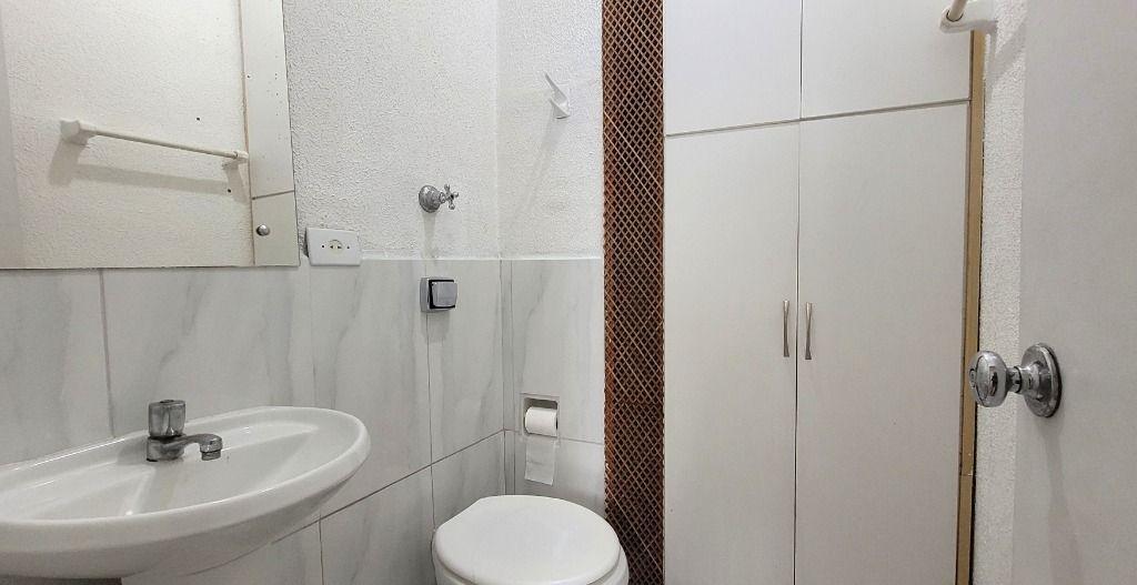 Sala para alugar, 36 m² por R$ 950/mês - Centro - Curitiba/PR