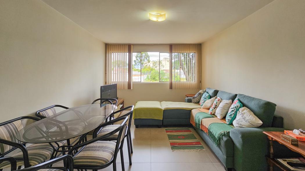 Apartamento semi-mobiliado 3 dormitórios sendo 1 suíte no Novo Mundo 69 m² por R$ 445.000