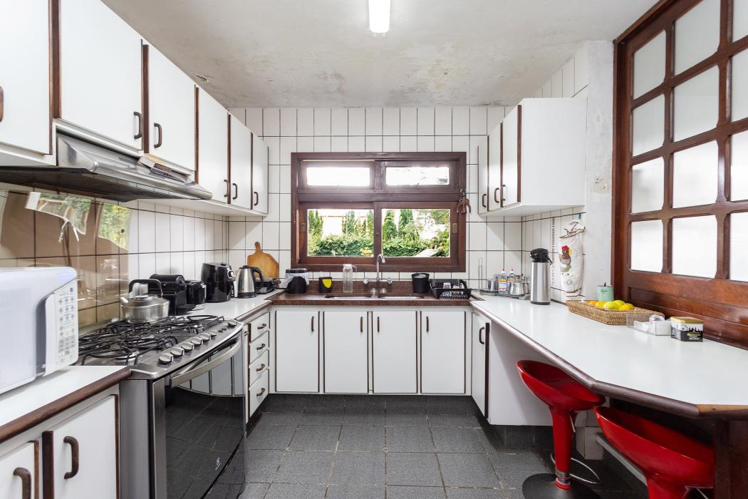Excelente casa no Jardim Schaeffer, com 600m², disponível para locação ou venda