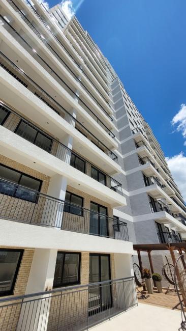 APARTAMENTO com 1 dormitório à venda com 61.62m² por R$ 410.000,00 no bairro Portão - CURITIBA / PR
