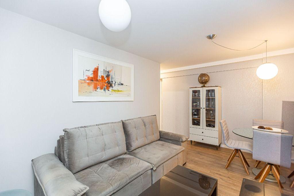 Apartamento com 3 dormitórios à venda, 80 m² por R$ 850.000,00 - Portão - Curitiba/PR