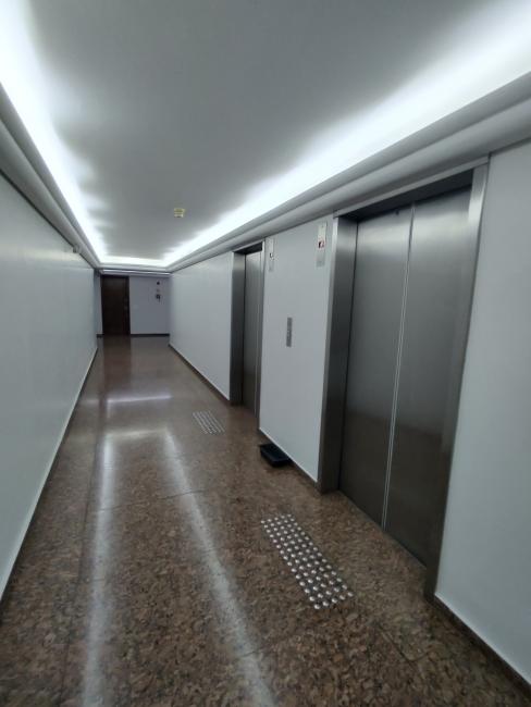 SALA COMERCIAL NO CENTRO DE CURITIBA