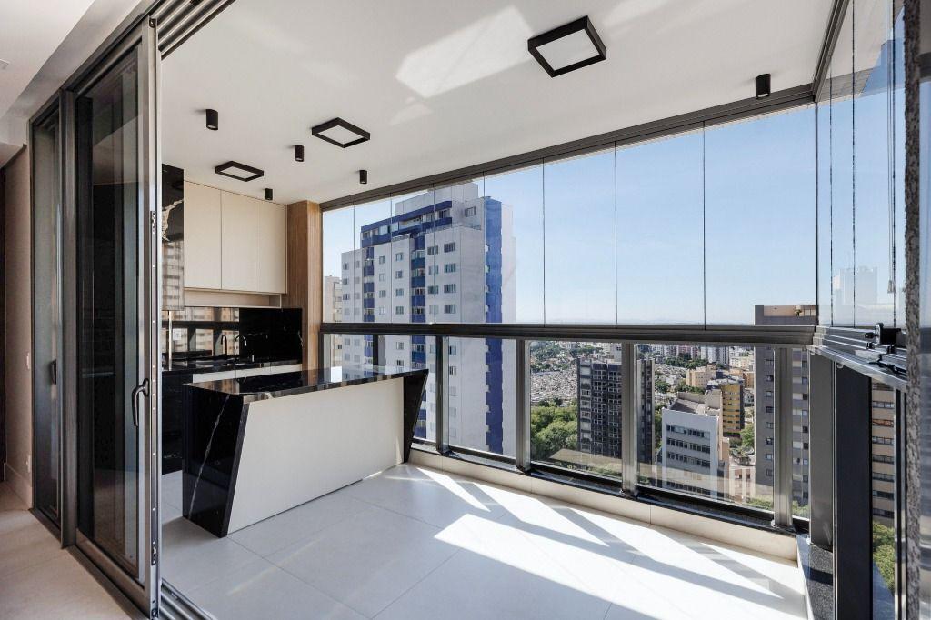 DESIGN CLEAN LINDO COM 3 SUÍTES e VISTA SHOW!