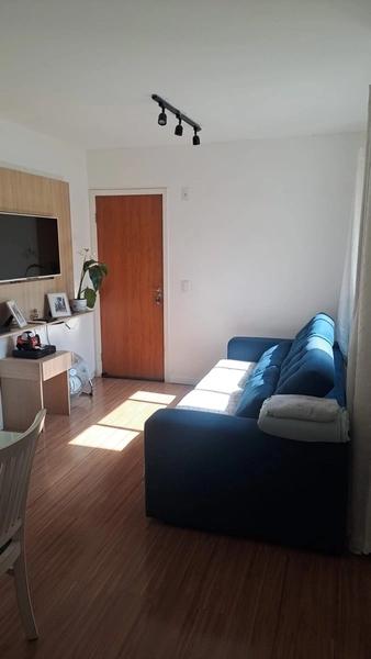 Apartamento 3 Dormitórios com vaga no Santa Cândida