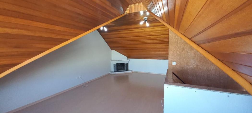 Sobrado com 3 dormitórios à venda, 160 m² por R$ 889.000,00 - Uberaba - Curitiba/PR