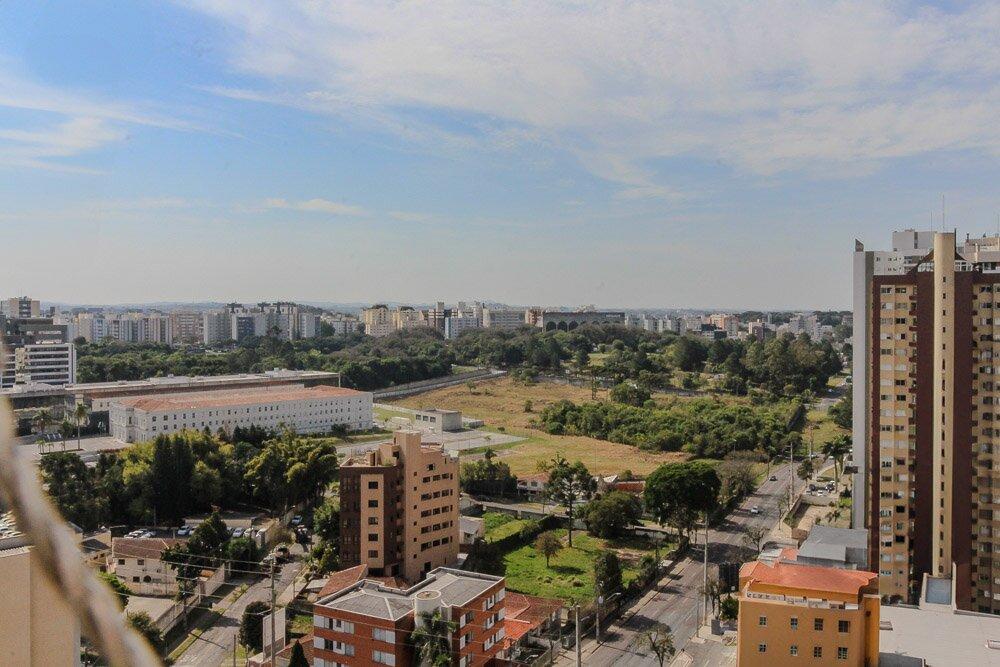 Aproveite! Vende apartamento c/03 dormitórios (1suite), no Cabral