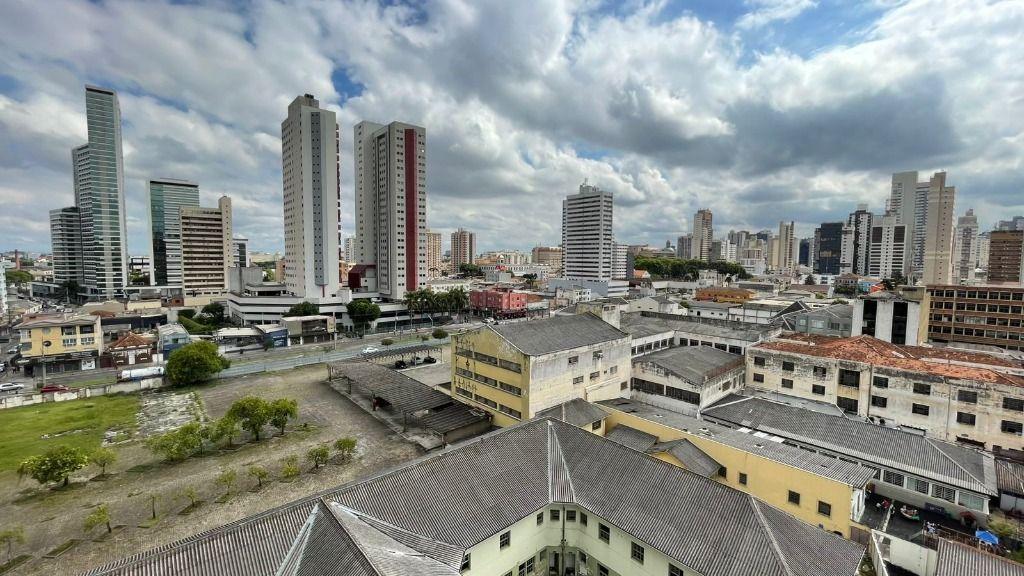 Apartamento com 1 dormitório à venda, 43 m² por R$ 290.000 - Centro - Curitiba/PR