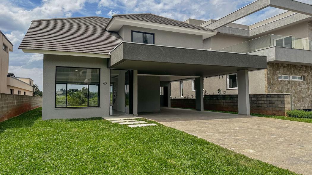 Casa em Condomínio com 3 Suítes - Santa Felicidade - Curitiba/PR