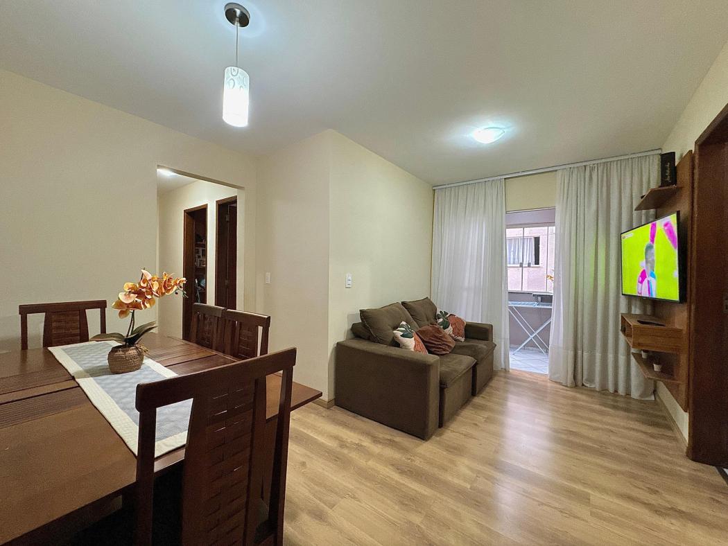 APARTAMENTO com 3 dormitórios à venda com 63.25m² por R$ 368.000,00 no bairro Capão Raso - CURITIBA / PR