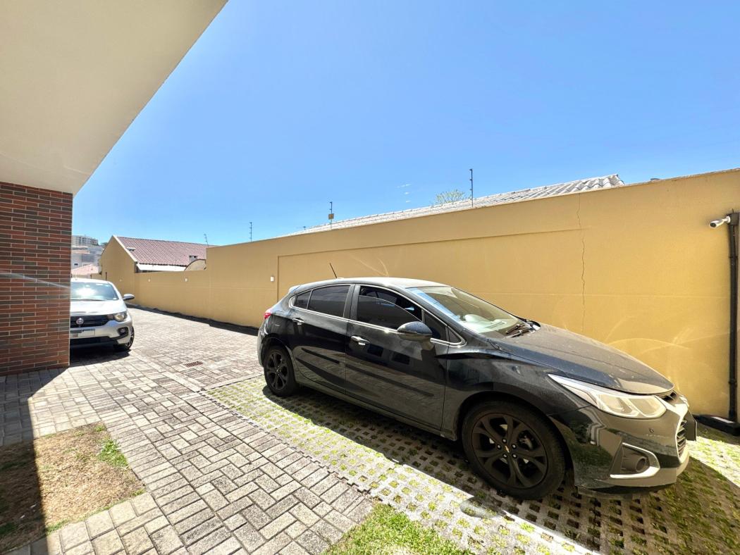 Sobrado à venda, Fanny, com 131,36 m² privativos. CURITIBA - PR