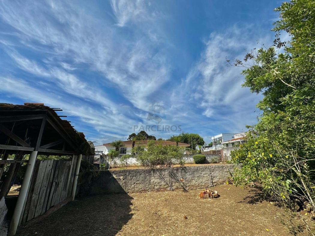 Terreno à venda, há 1 quadra da Av. Avenida Winston Churchill