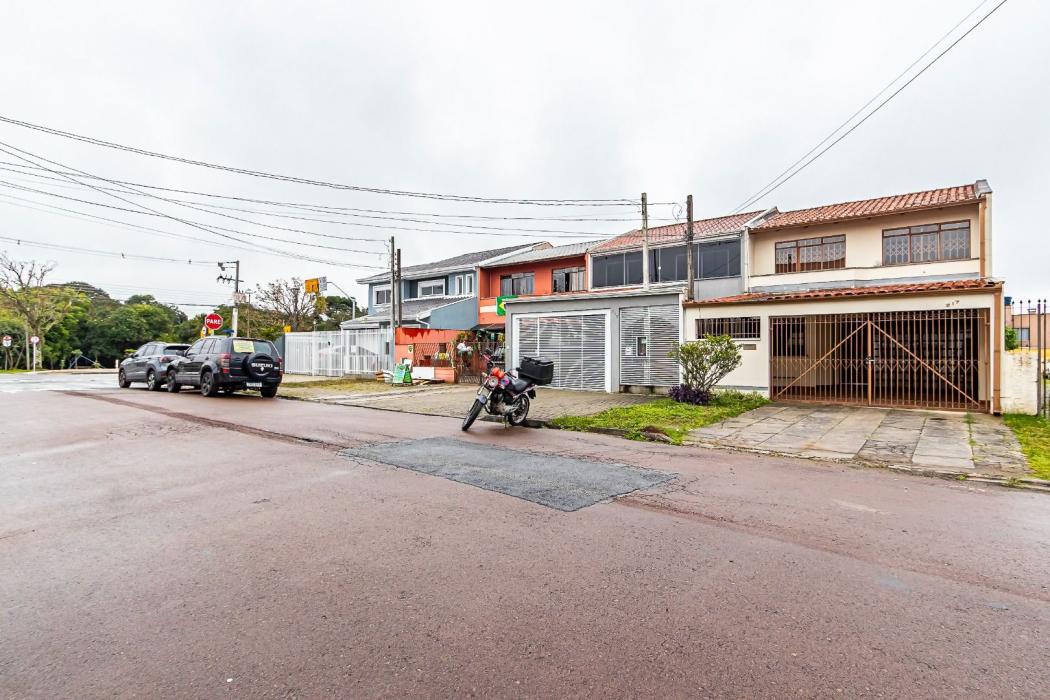 Casa com 3 dormitórios para alugar, 120 m² por R$ 3500/mês - Tarumã - Curitiba/PR
