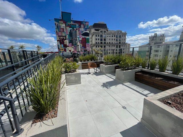 STUDIO NOVO NO CENTRO COM EXCELENTE INFRA ESTRUTURA ANDAR ALTO