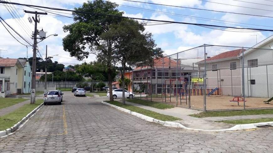KITNET com 1 dormitório à venda com 40m² por R$ 185.000,00 no bairro Sítio Cercado - CURITIBA / PR