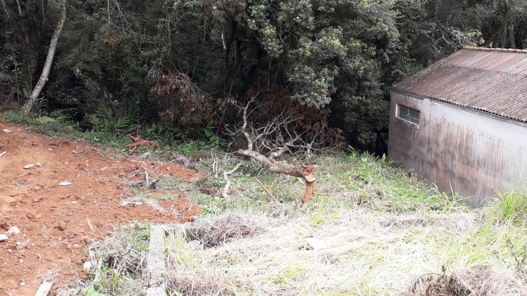 TERRENO à venda com 378m² por R$ 225.000,00 no bairro Taboão - CURITIBA / PR