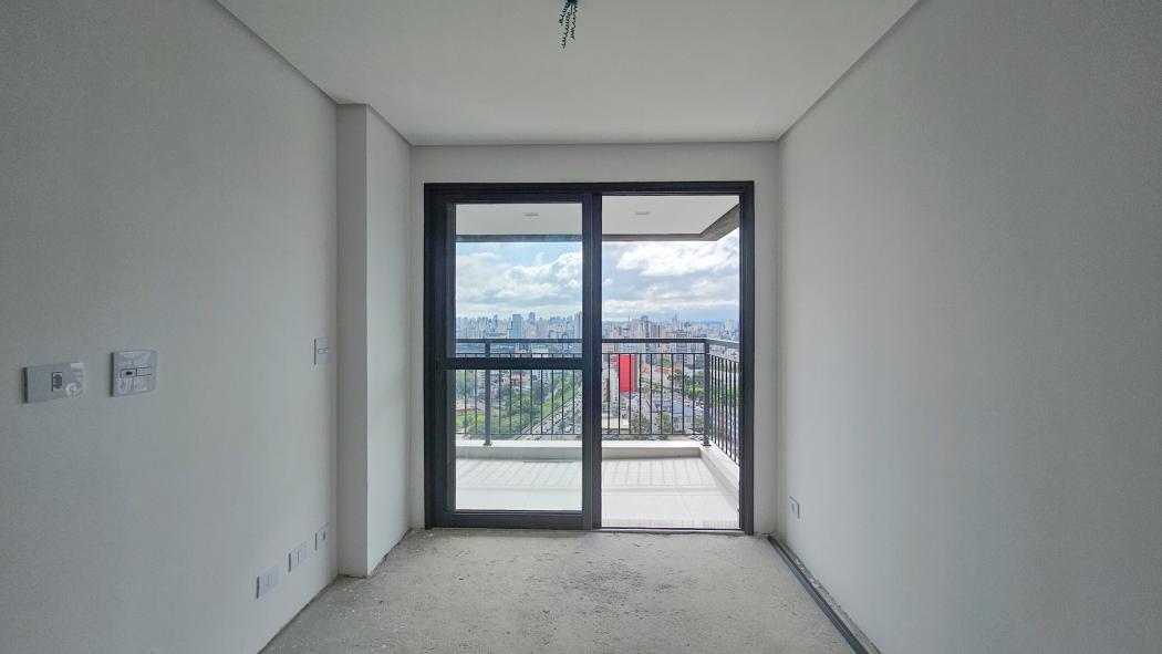 Apartamento 61 m² no 23º andar com 2 dormitorios sendo 1 suíte, vaga de garagem livre e sacada com churrasqueira