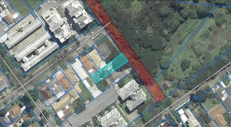Terreno de 484m² no Bacacheri, poucos metros do Parque Bacacheri