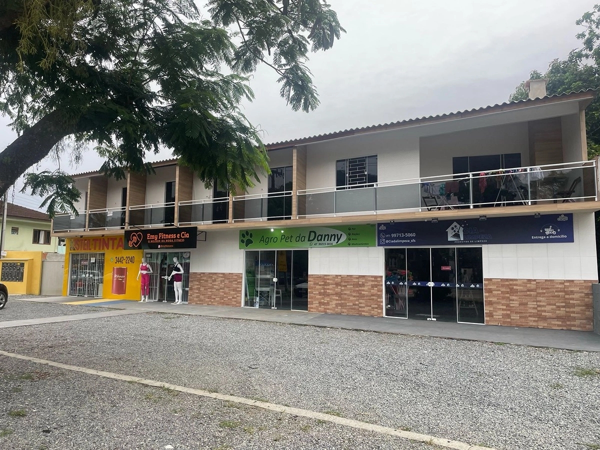 Prédio Comercial e Residencial em São Francisco do Sul/SC - Ativo Imobiliario de Alta Rentabilidade - Localização Prime e Renda Imediata