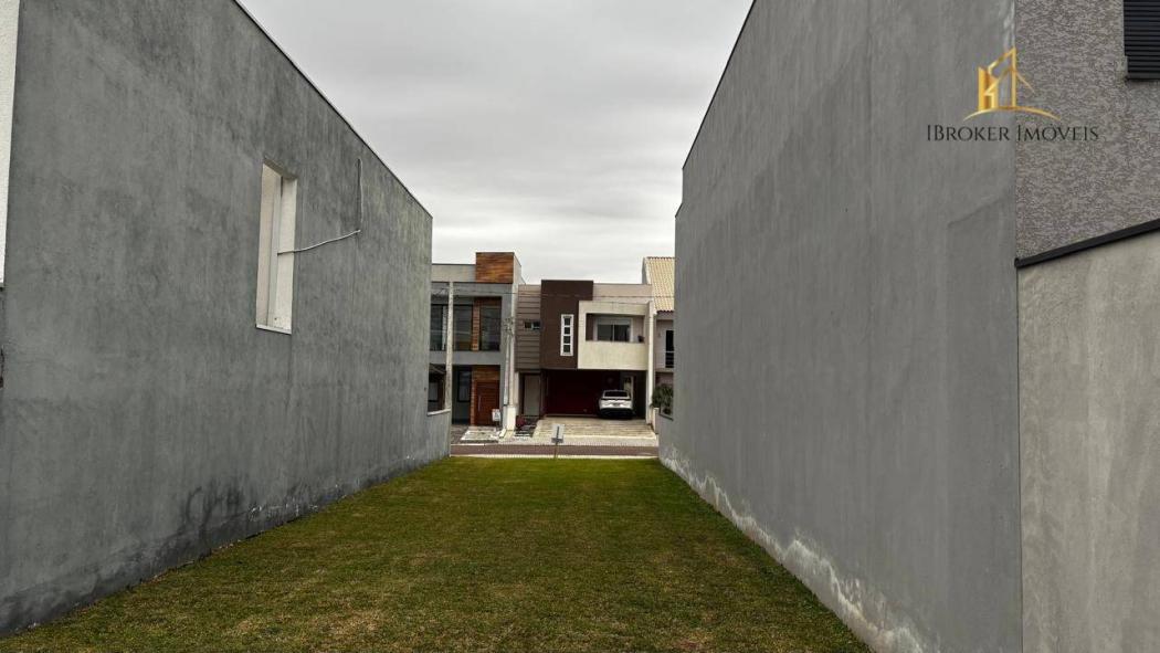 Terreno à venda em condomínio fechado no Uberaba por R$ 520.000,00
