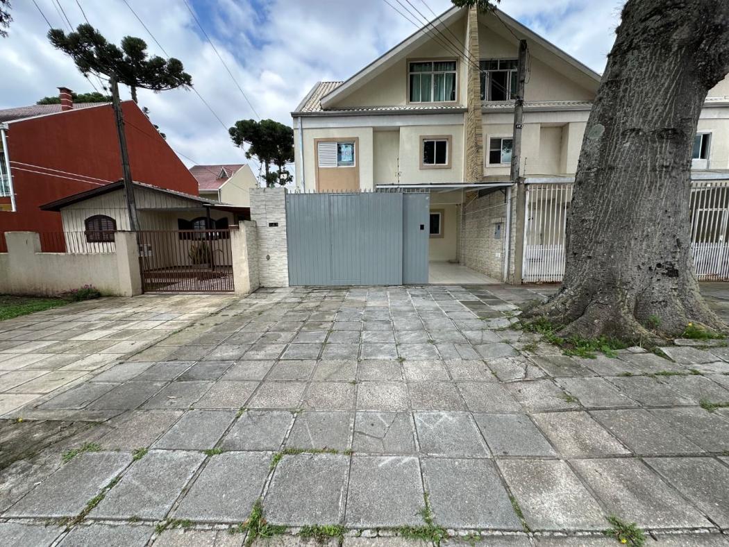 Sobrado com 4 dormitórios à venda, 110 m² por R$ 600.000,00 - Fanny - Curitiba/PR