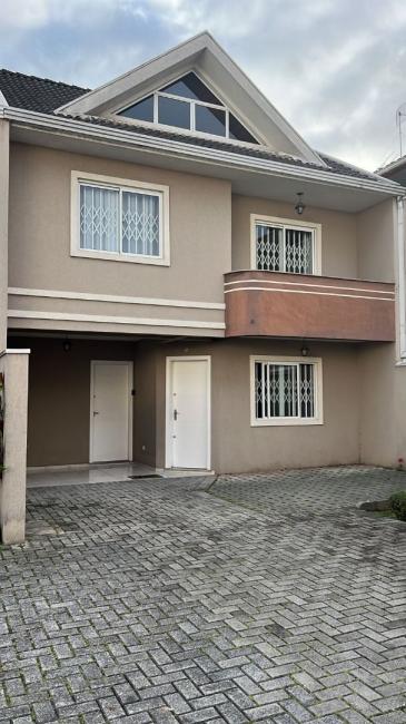 Sobrado com suíte e 2 dormitórios à venda, 143 m² por R$ 700.000 - Hauer - Curitiba/PR