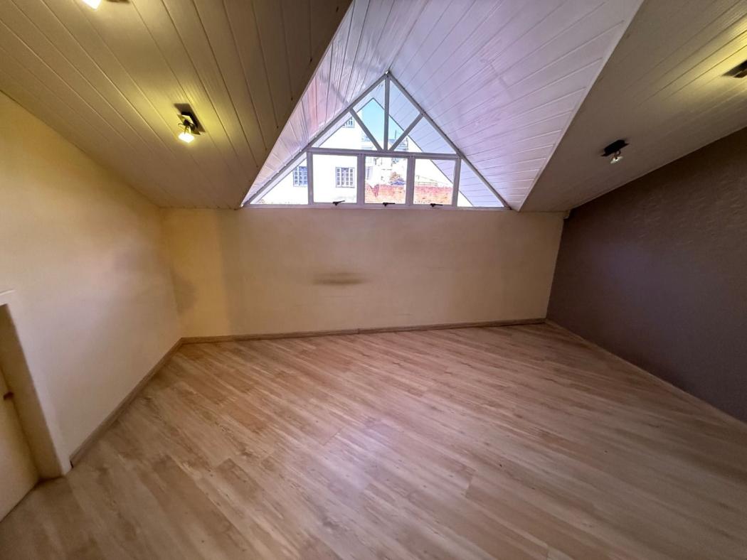 Sobrado com 4 dormitórios à venda, 163 m² por R$ 700.000,00 - Aristocrata - São José dos Pinhais/PR