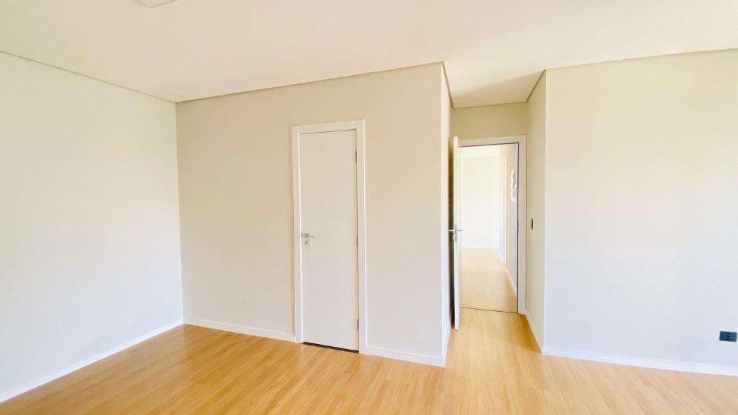 Sobrado com 3 dormitórios 1 suíte à venda, 151 m² por R$ 962.000 - Cidade Jardim - São José dos Pinhais/PR