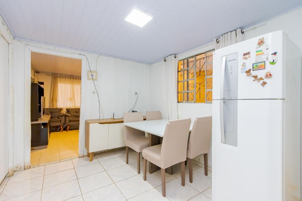 Casa com 2 quartos e edícula no Sítio Cercado!