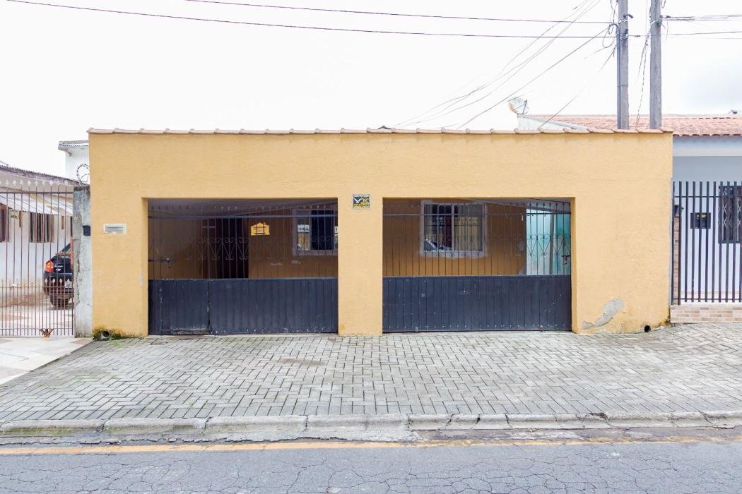 Casa com 2 quartos e edícula no Sítio Cercado!