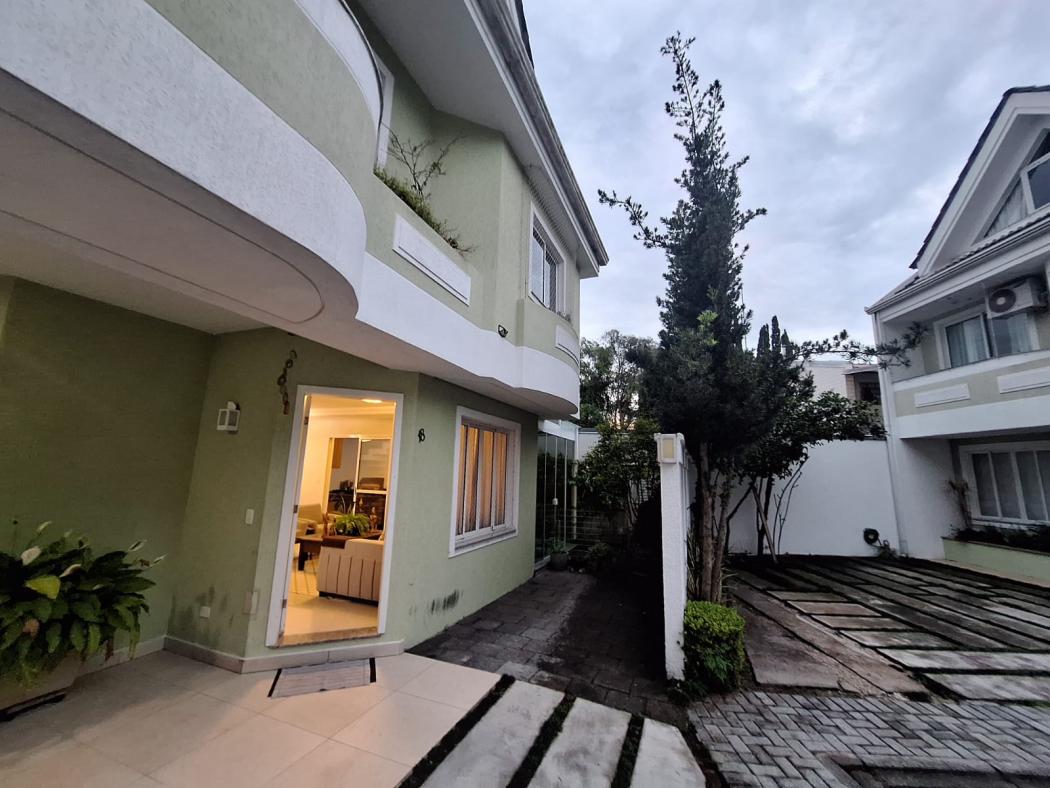 SOBRADO com 4 dormitórios à venda com 189m² por R$ 1.279.000,00 no bairro Jardim das Américas - CURITIBA / PR