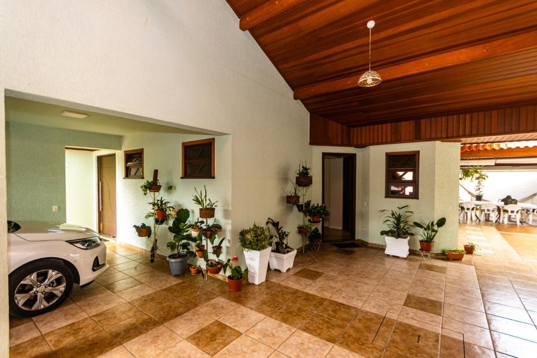 CASA com 4 dormitórios à venda com 800m² por R$ 2.690.000,00 no bairro Boa Vista - CURITIBA / PR