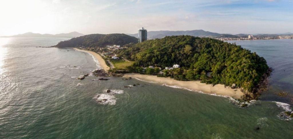 Apartamento com 03 suítes à venda - Praia de Armação do Itapocorói - Penha/SC