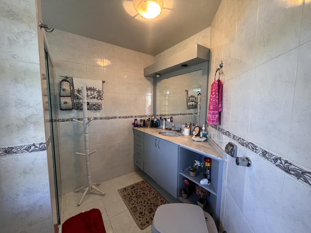 Sobrado com 5 dormitórios à venda, 230 m² por R$ 1.195.000,00 - Santa Felicidade - Curitiba/PR