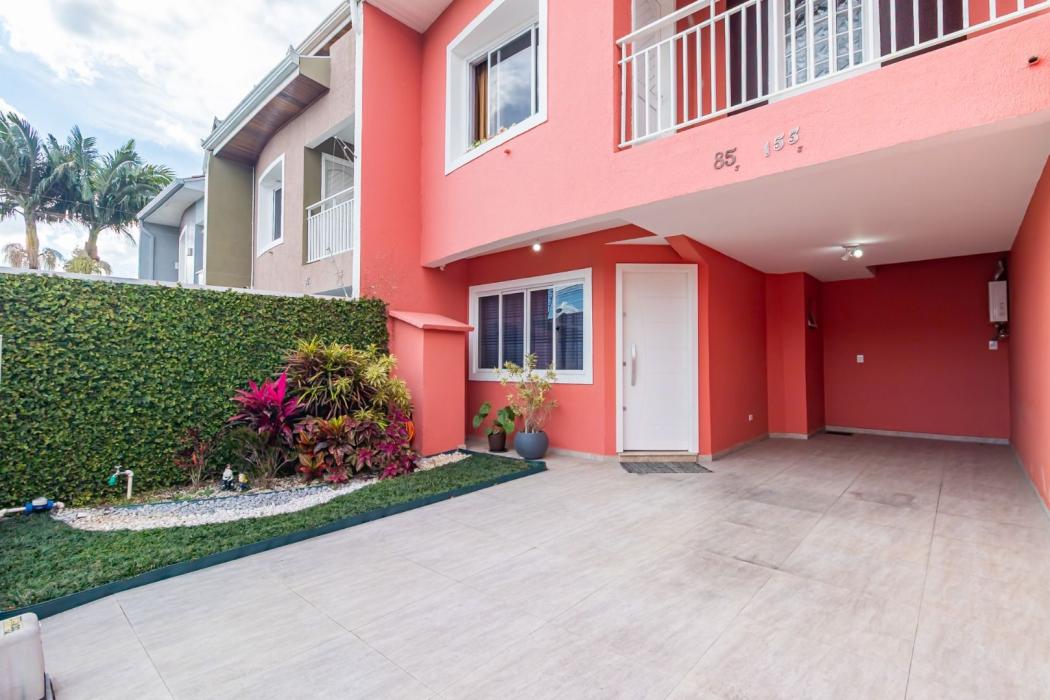Sobrado com 3 dormitórios à venda, 146 m² por R$ 665.000,00 - Xaxim - Curitiba/PR