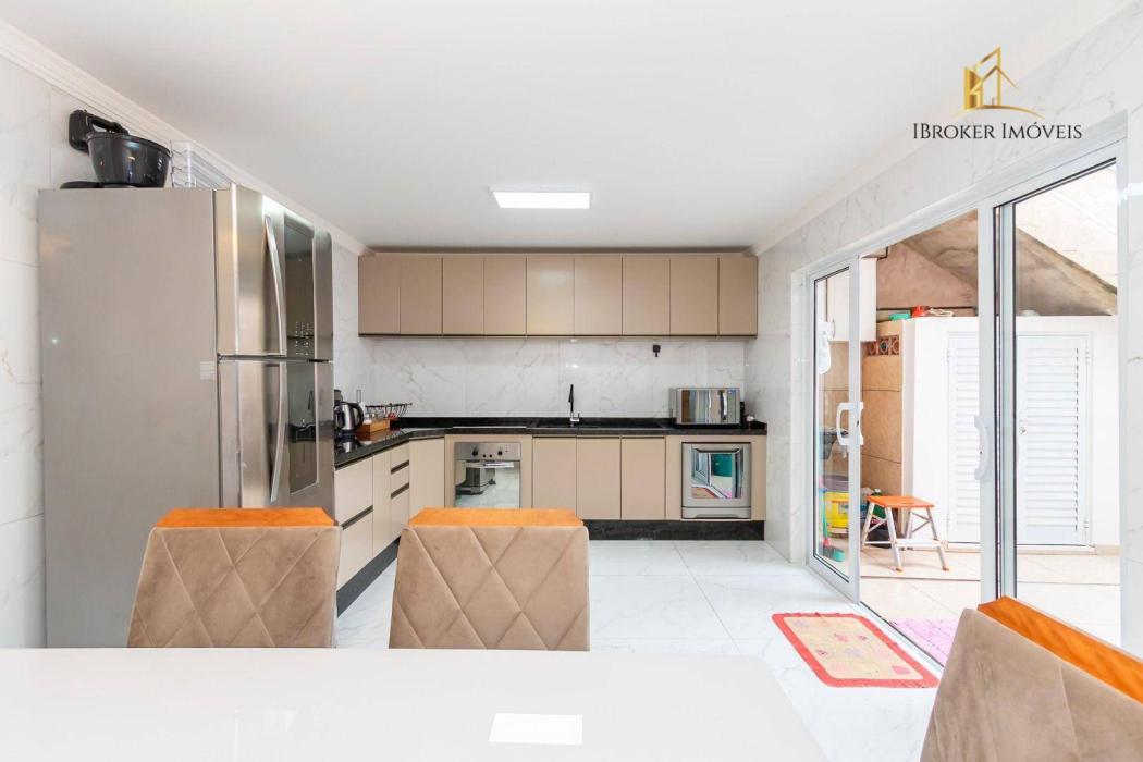 Sobrado excelente com 2 quartos para venda, 130 m² por R$ 360.000 - Estados - Fazenda Rio Grande/PR