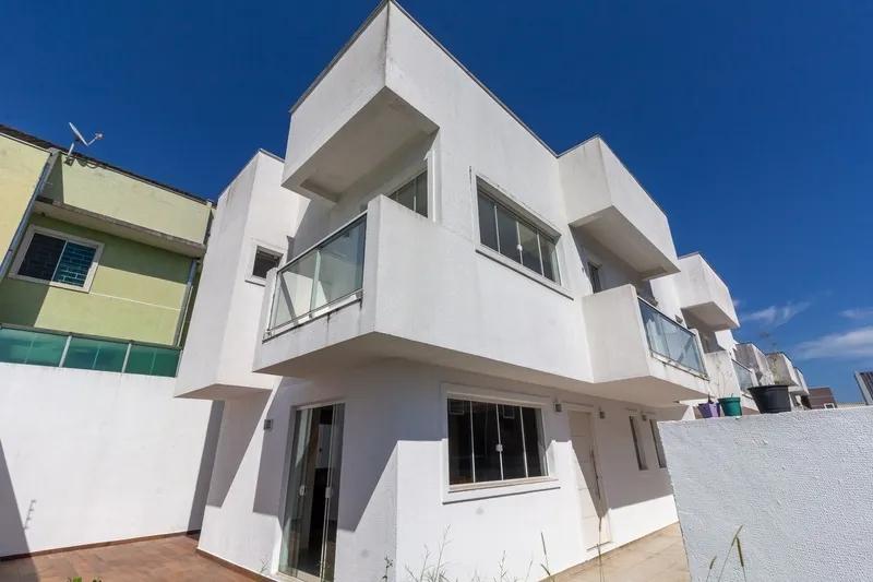 Sobrado Triplex de Condominio no bairro Atuba - Curitiba