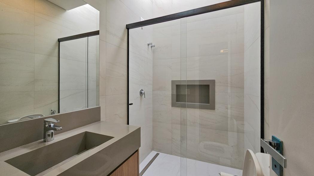Cobertura duplex de 201 m² de área privativa 3 suítes e 4 vagas de garagem no Jardim das Américas