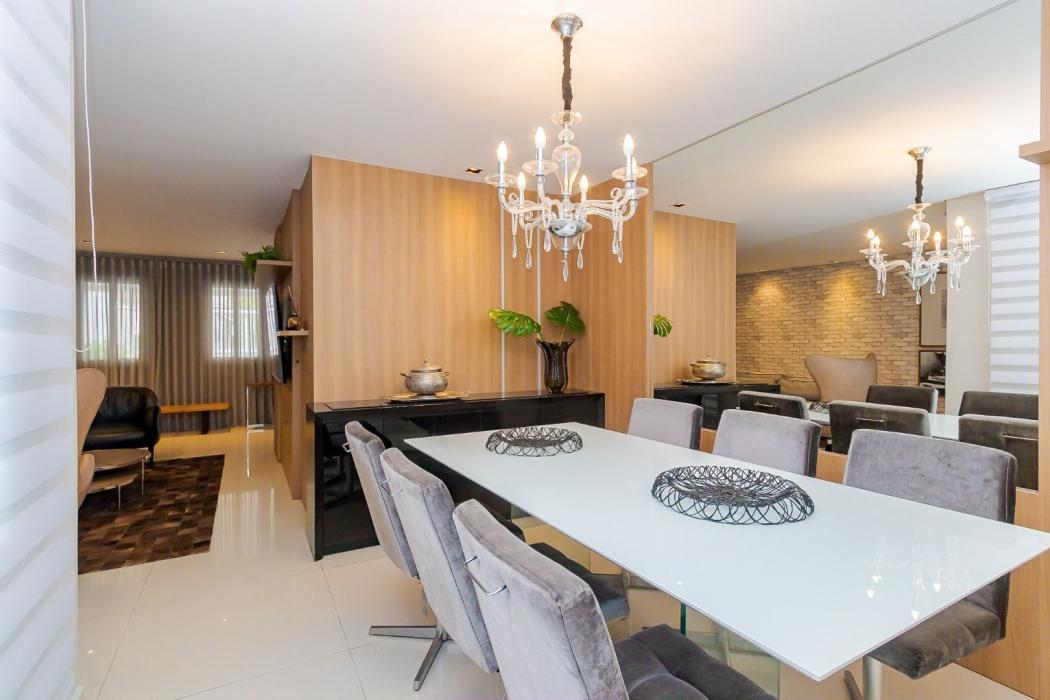 Sobrado com 4 dormitórios à venda, 249 m² por R$ 1.600.000,00 - Bom Retiro - Curitiba/PR