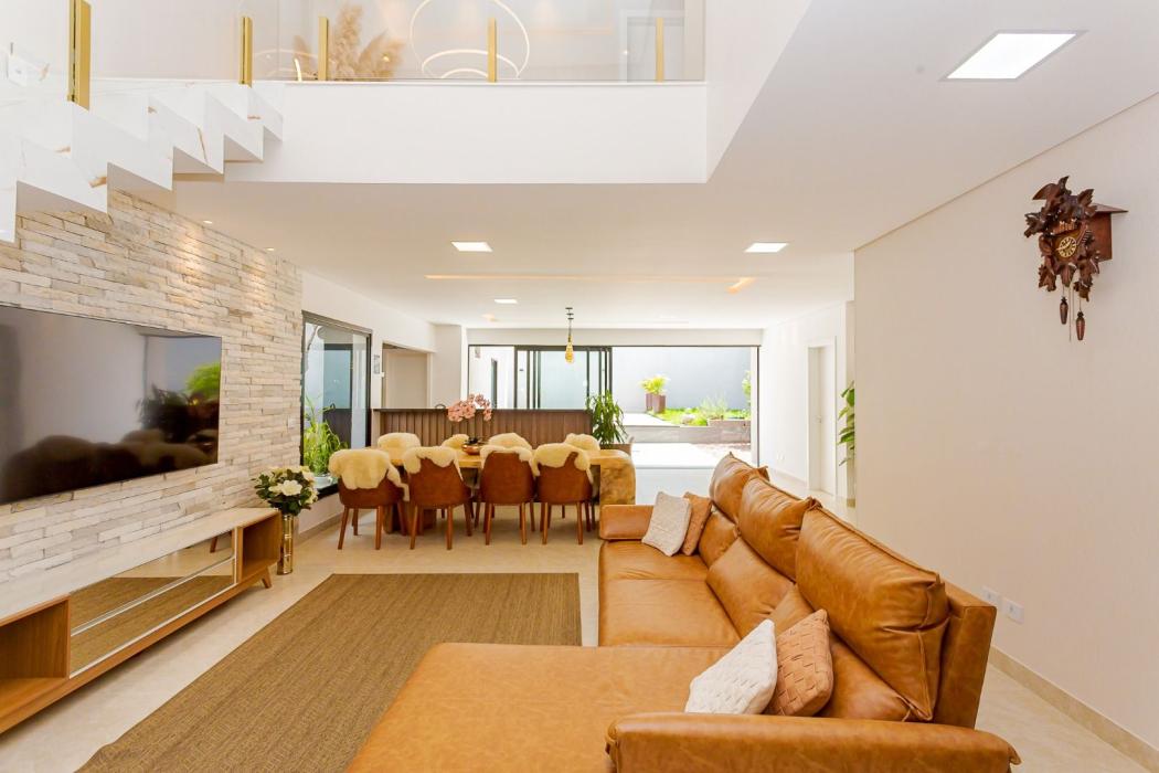 Casa com 3 dormitórios à venda, 201 m² por R$ 1.900.000,00 - Afonso Pena - São José dos Pinhais/PR