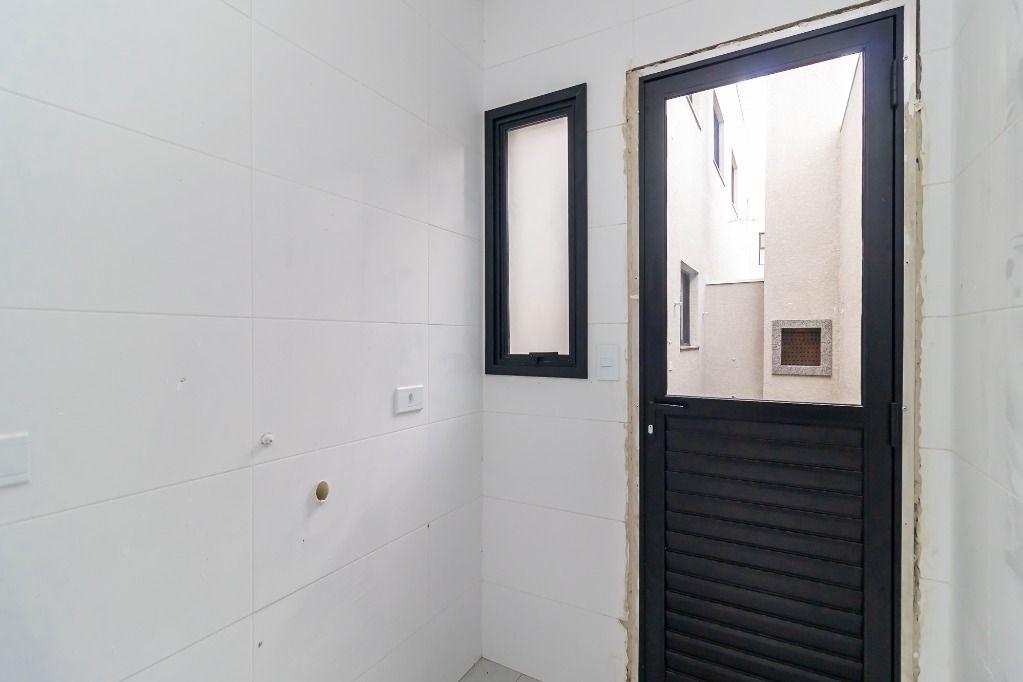Sobrado com 3 quartos no Boqueirão