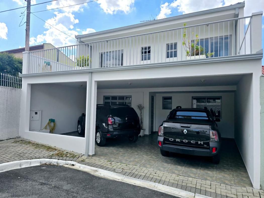Casa com 5 dormitórios à venda, 220 m² por R$ 1.000.000,00 - Xaxim - Curitiba/PR