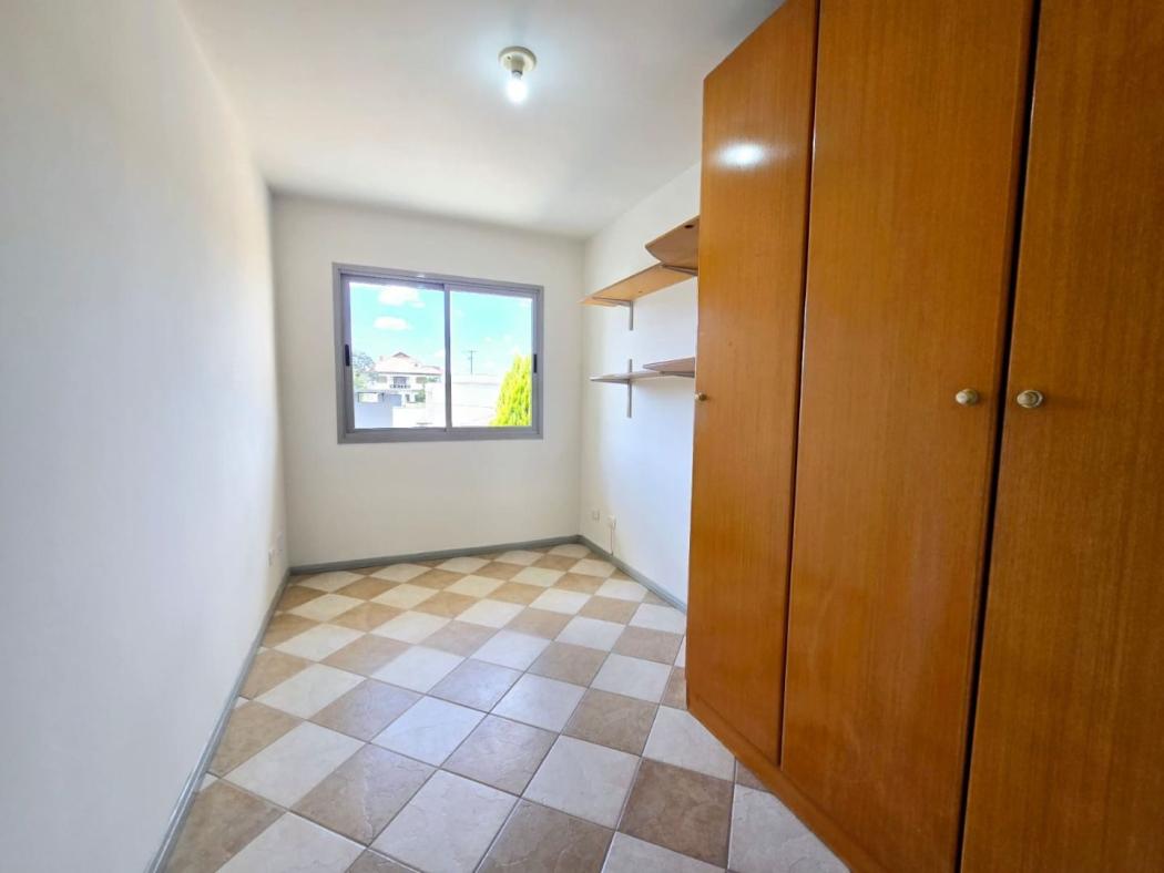 Casa com 5 dormitórios à venda, 220 m² por R$ 1.000.000,00 - Xaxim - Curitiba/PR