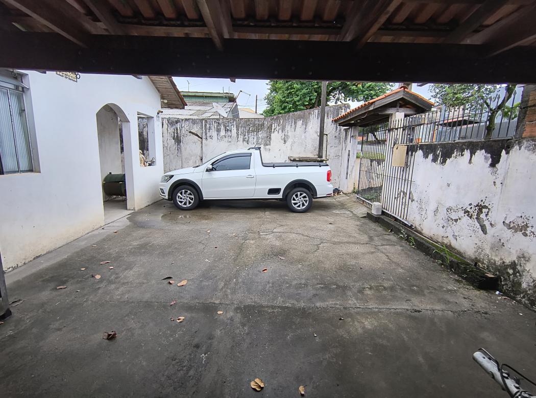 Terreno a venda no bairro Pinheirinho em Curitiba com 440m2