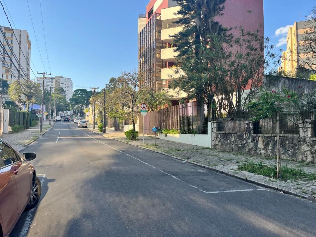 Terreno à venda, 1213 m² por R$ 6.000.000,00 - Centro Cívico - Curitiba/PR