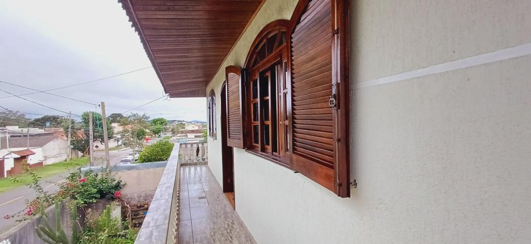 Casa com 2 pavimentos, 4 dormitórios à venda, 200 m² por R$ 999.800 - Loteamento Pineville - Pinhais/PR