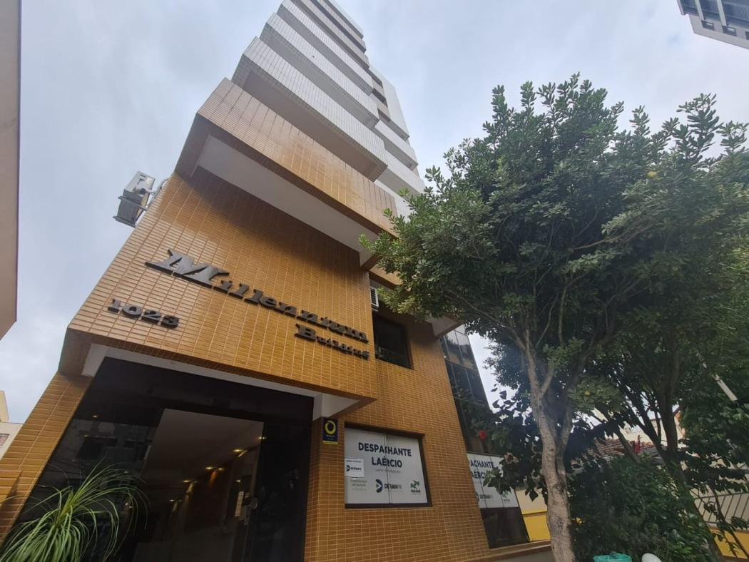 MOBILIADA, �TIMO LOCAL, DECORADA, RECEP��O, USO OU INVESTIMENTO ALUGADA