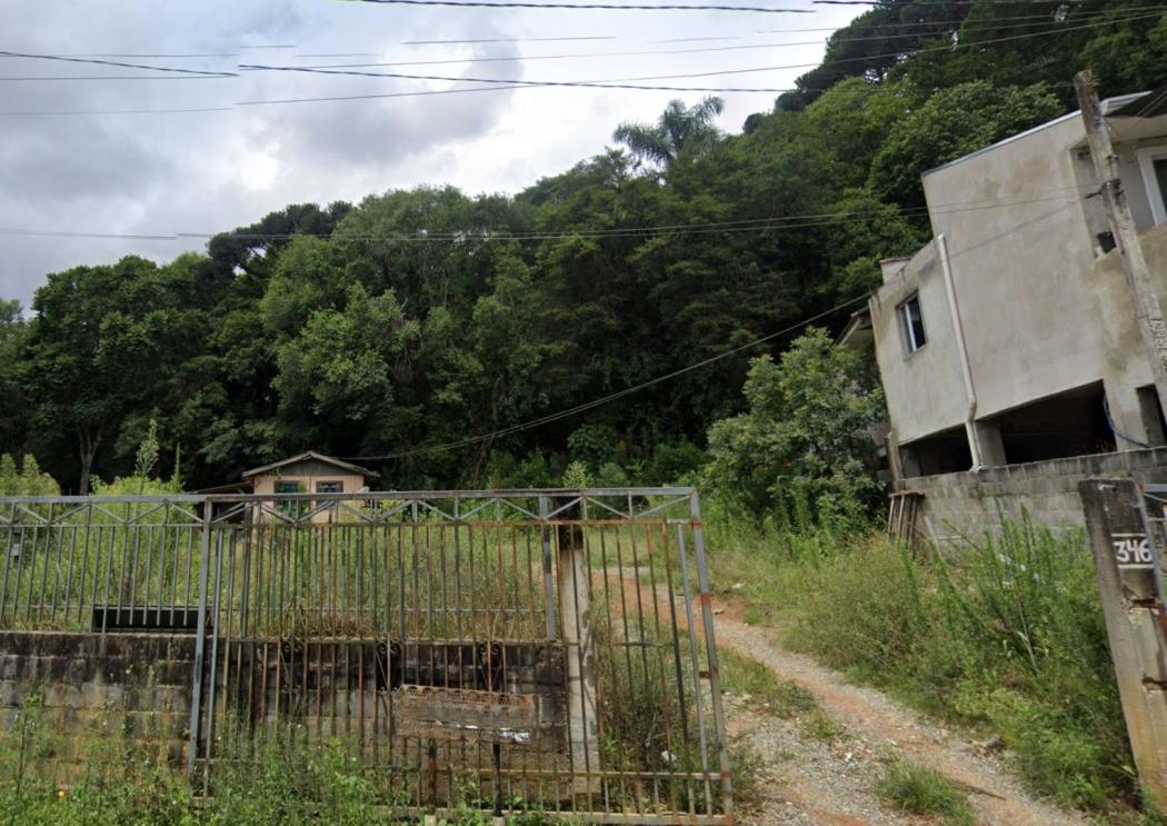 Terreno com 820 metros ao lado do Parque Vista Alegre.