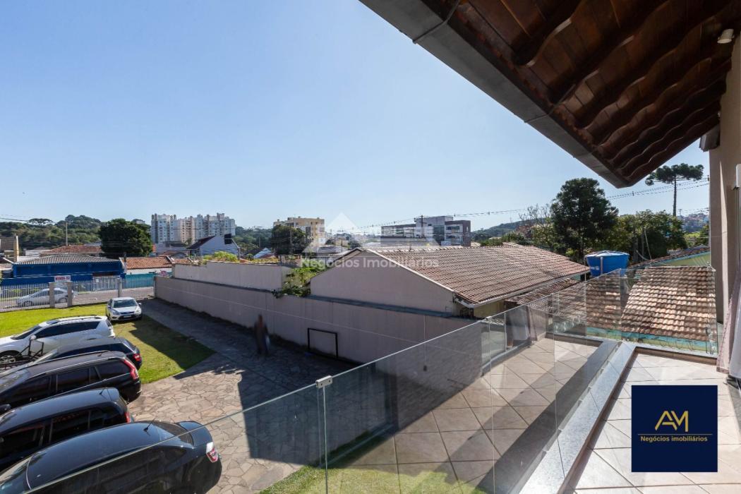 Oportunidade Imperdível: Casa Comercial em Localização Fantástica - Rua Principal com Alto Fluxo e Visibilidade