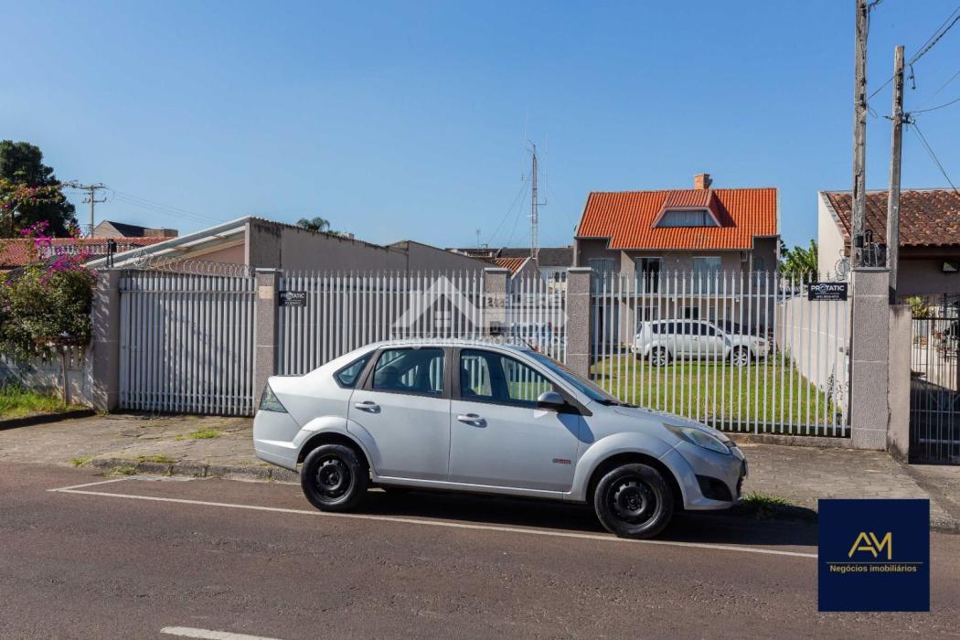 Oportunidade Imperdível: Casa Comercial em Localização Fantástica - Rua Principal com Alto Fluxo e Visibilidade